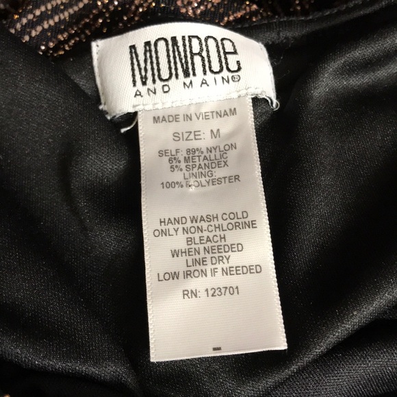 Monroe and Main shinny , Size Medium Dress - Picture 6 of 6